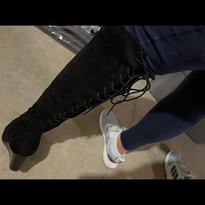 Beautiful knee height boots